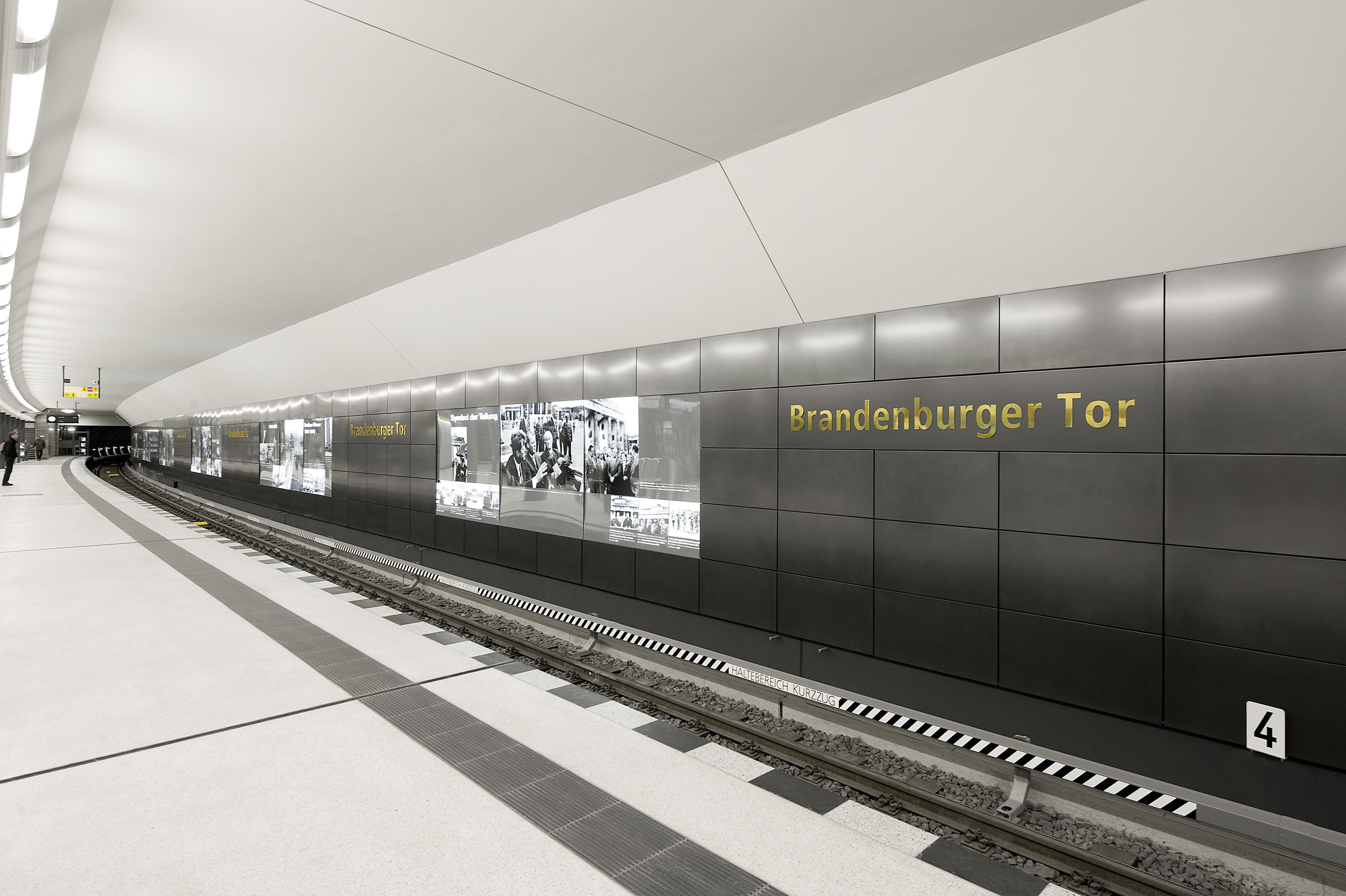 U55 Brandenburger Tor, Berlin U55 Brandenburger Tor, Berlin