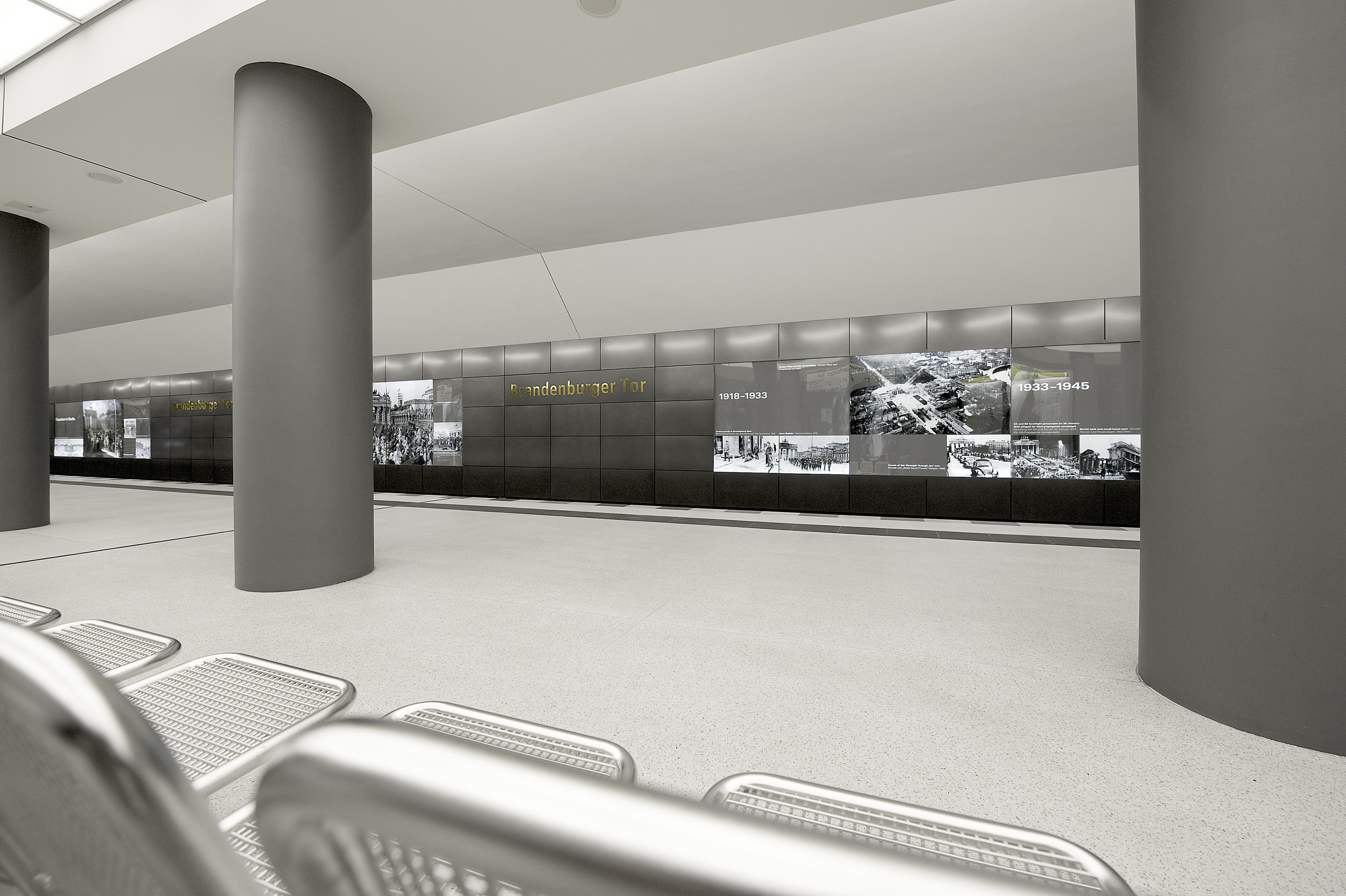 U55 Brandenburger Tor, Berlin U55 Brandenburger Tor, Berlin